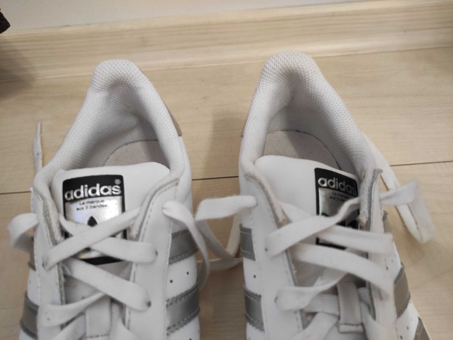Damskie buty sportowe sneakersy Adidas Superstar 39 i 1/3 24,5 cm bdb