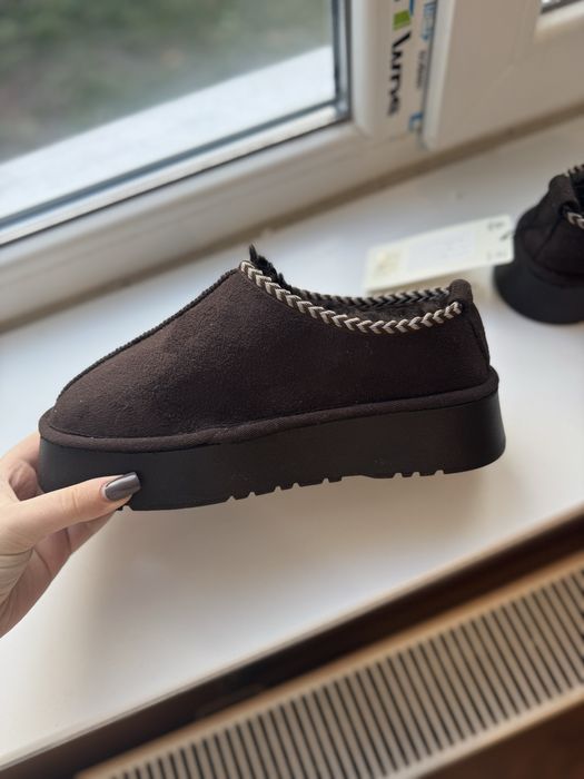 Теплі укорочені уггі,нові