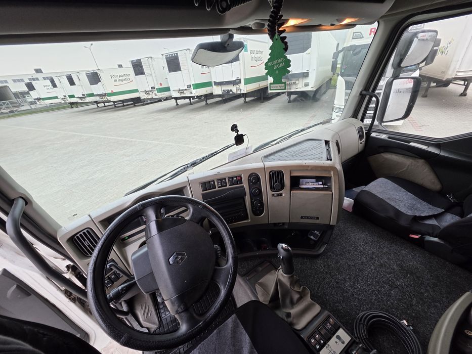 Sprzedam Reno Premium 450 DXI