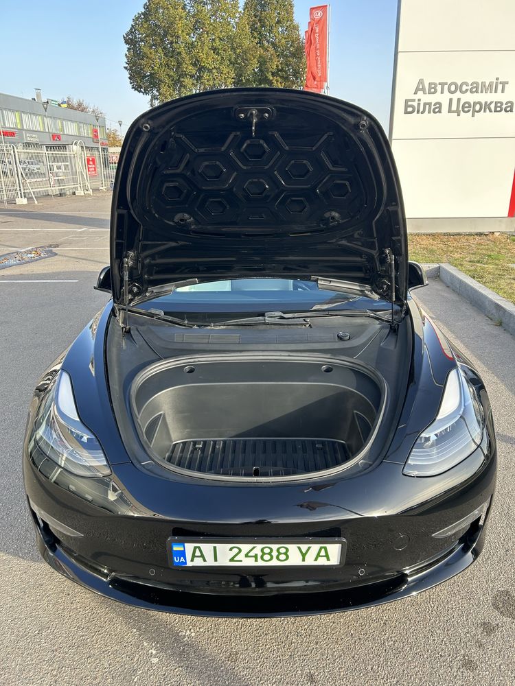 Автомобіль Tesla Model 3 2022 Dual Motor