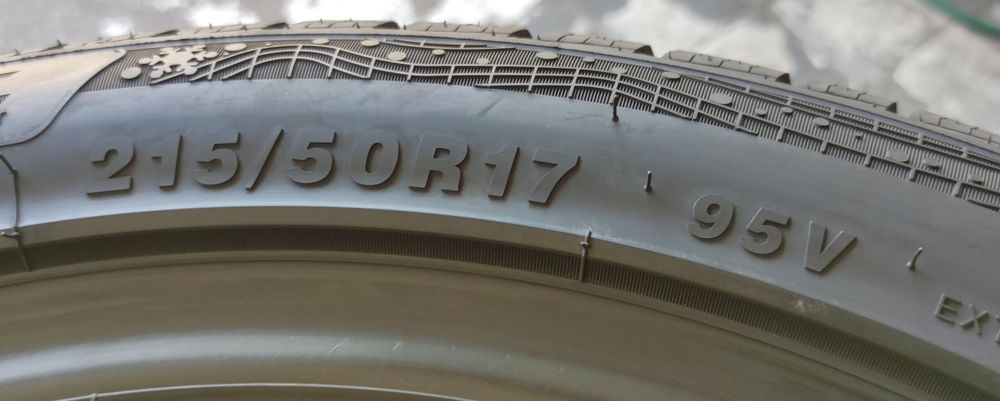 Opony 215/50R17 Greentrac Winter Master D1 C/C/70dB 3 lata gwar.