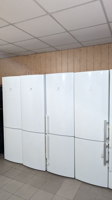 Холодильник Electrolux