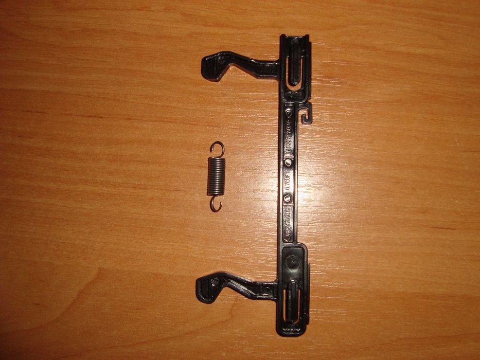 Крючки с пружиной для СВЧ  мікрохвильовки микроволновки LG MH-6346HQM