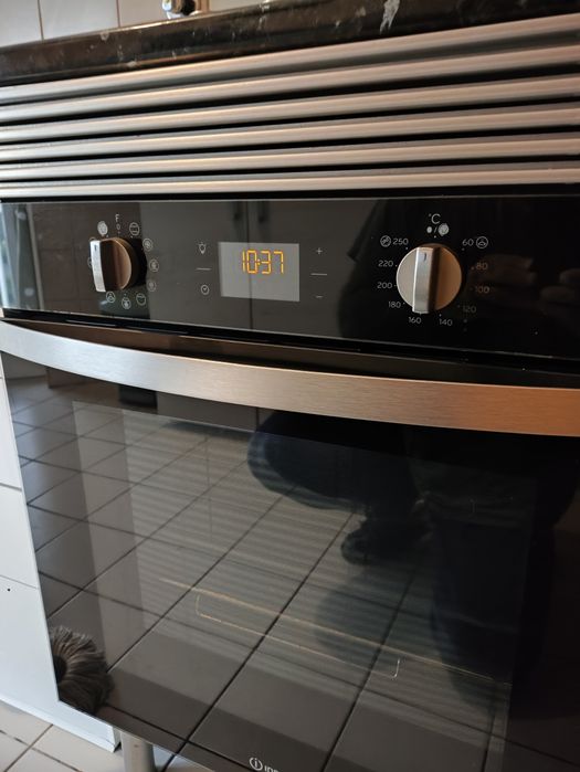 Forno elétrico Indesit