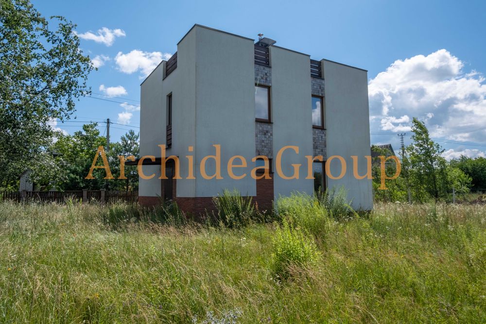 Компактний 2-х пов. будинок вс. Северіновка