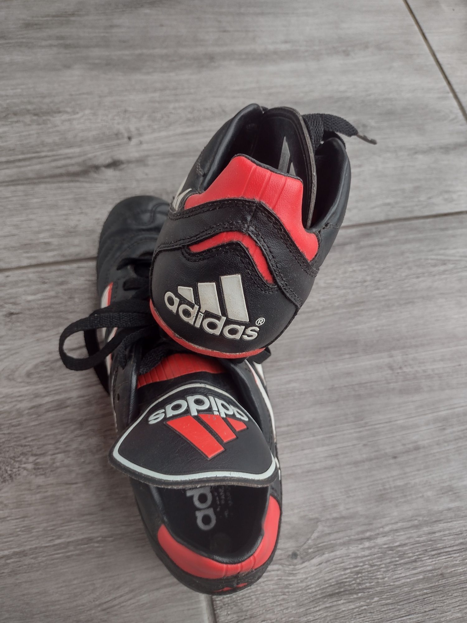 Buty sportowe korki Adidas 38