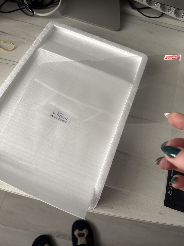 Продам закаленное стекло на iPad pro 13/2024, iPad air 13/2024