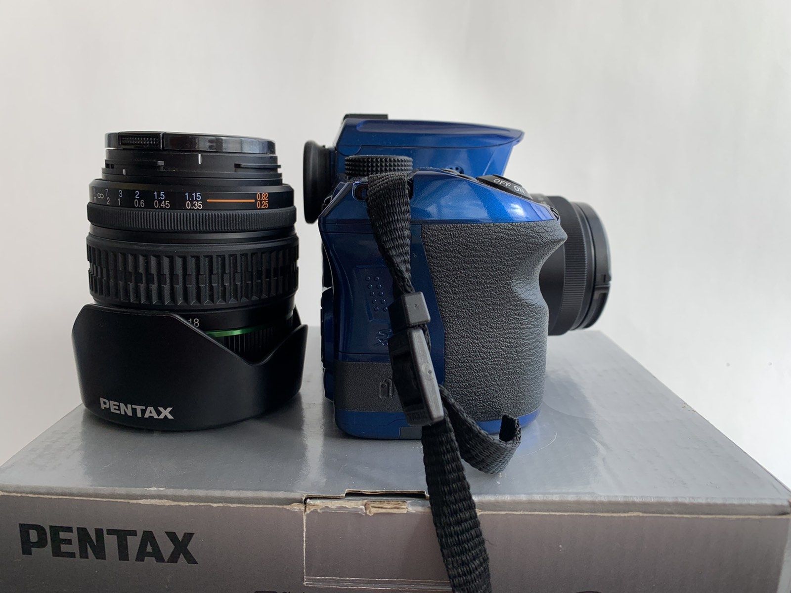 Продам Pentax k-30 проф фотоаппарат и два объектива