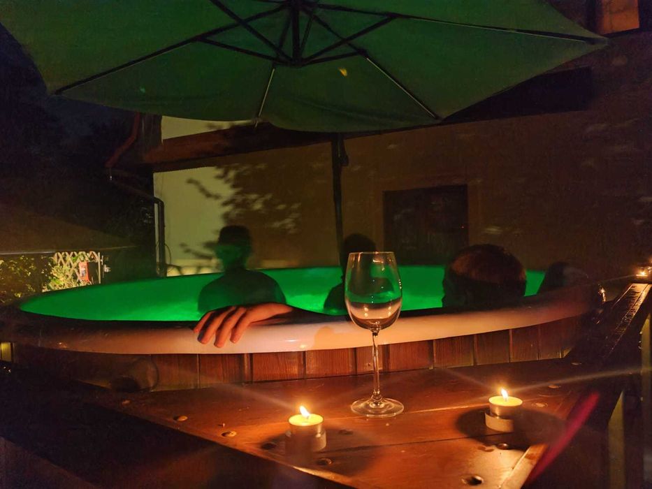 Wynajem BESKIDZKA BALIA, mobilne jacuzzi, ruska bania.