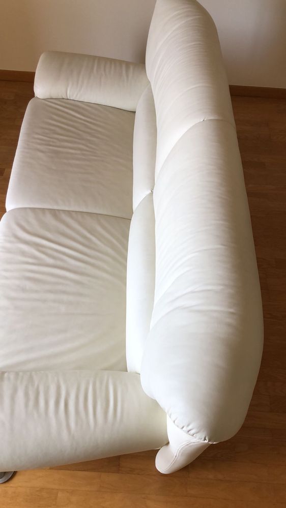 Sofa branco em bom estado