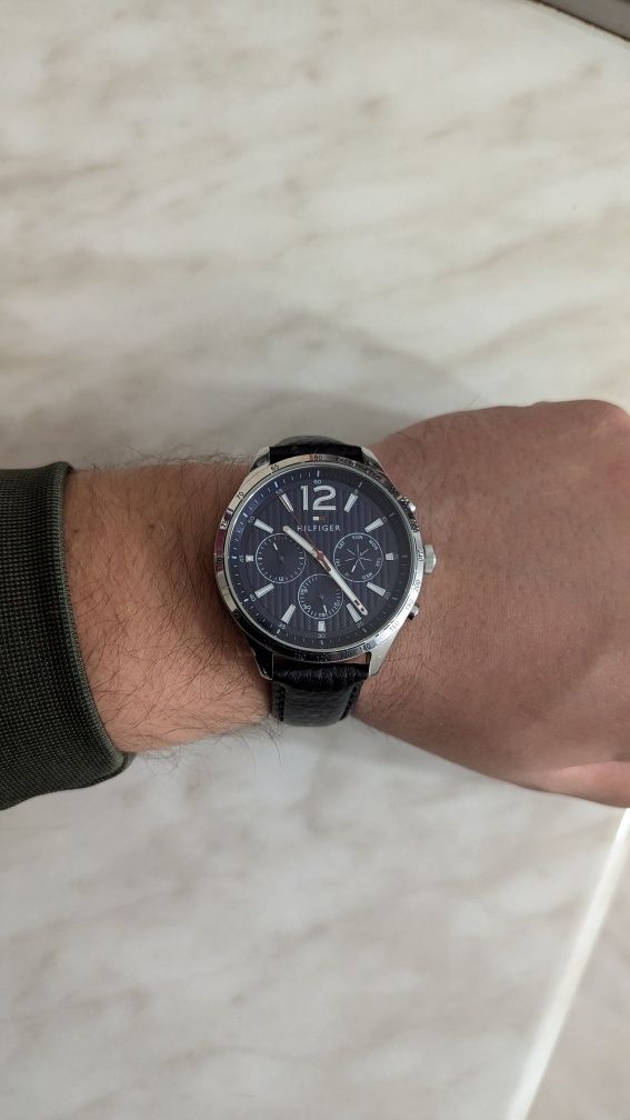 Часы Tommy Hilfiger, годинник США