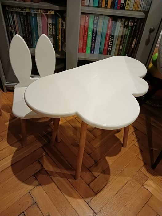 Stolik chmurka + krzesło