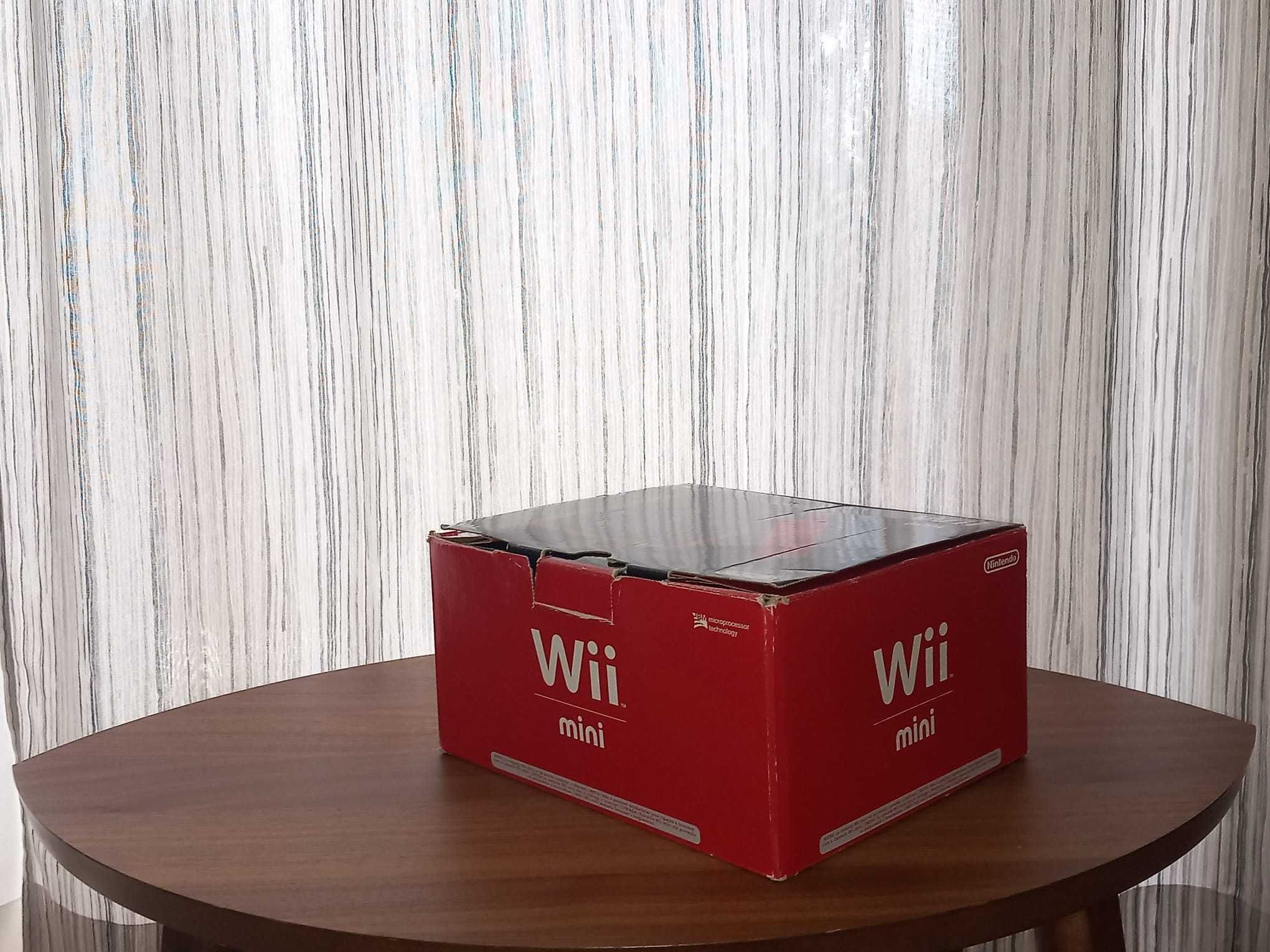 Consola Nintendo Wii Mini com jogos