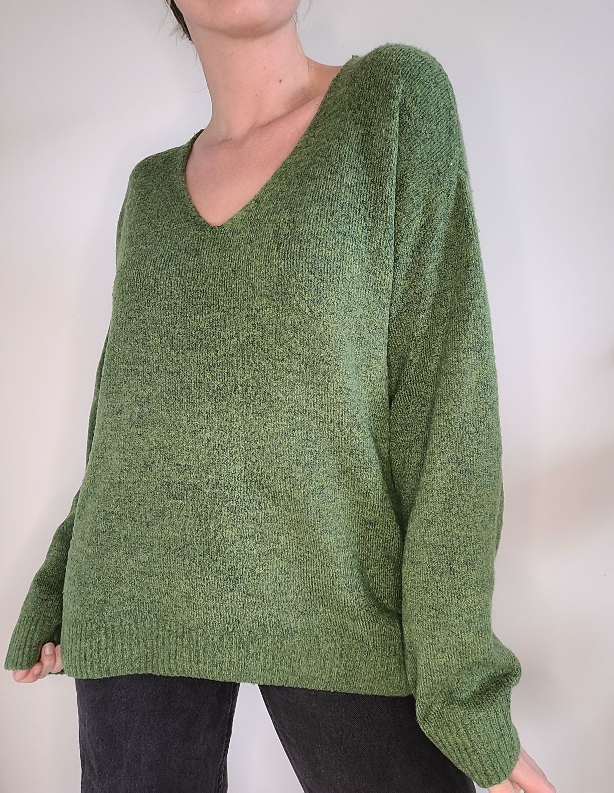 Zielony sweter oversize z dodatkiem wełny H&M
