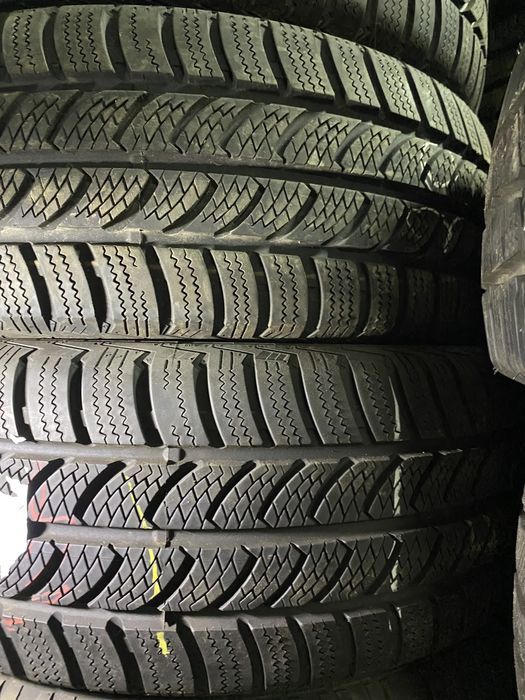 Зима 225/55R17C Continental Vanco Winter R17C ЗИМА