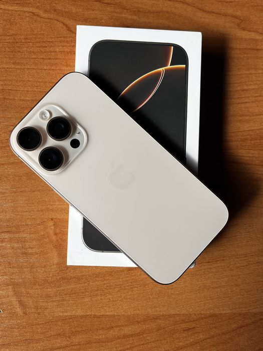 Iphone 16 pro 256 gb pustynny tytan 90% baterii dowod zakupu stan idea