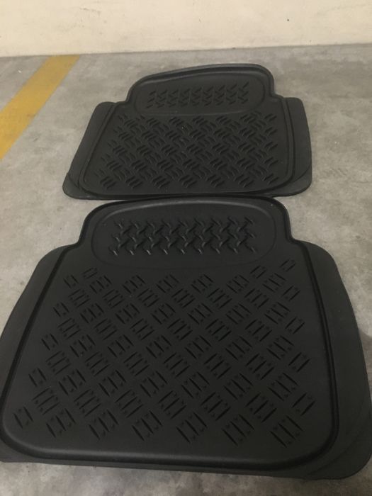 SEAT ATECA -Tapetes originais em borracha