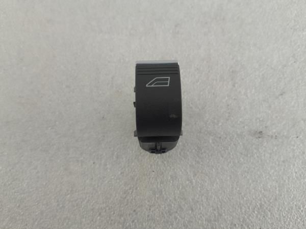 Comando / botão / interruptor vidros trás direito FORD Focus III