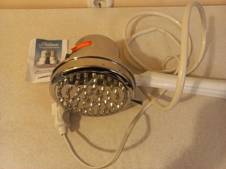 Електричний проточний водонагрівач LORENZETTI Tradicao 220V