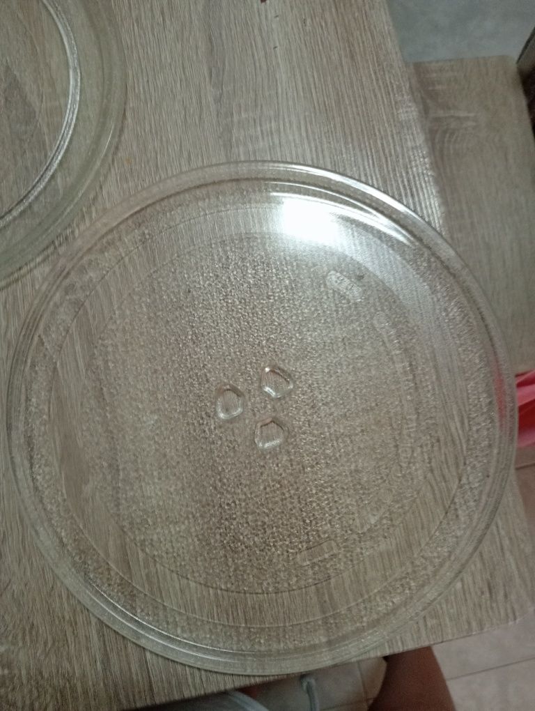 Prato microondas como novo