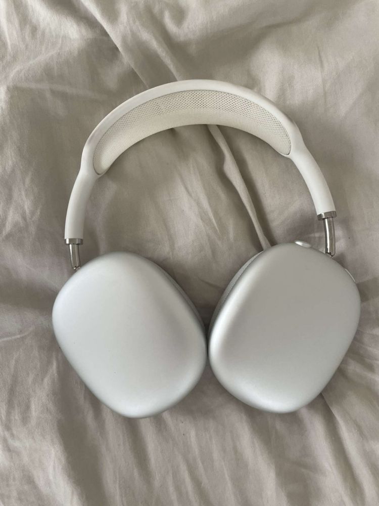 Air pods Max srebrne
