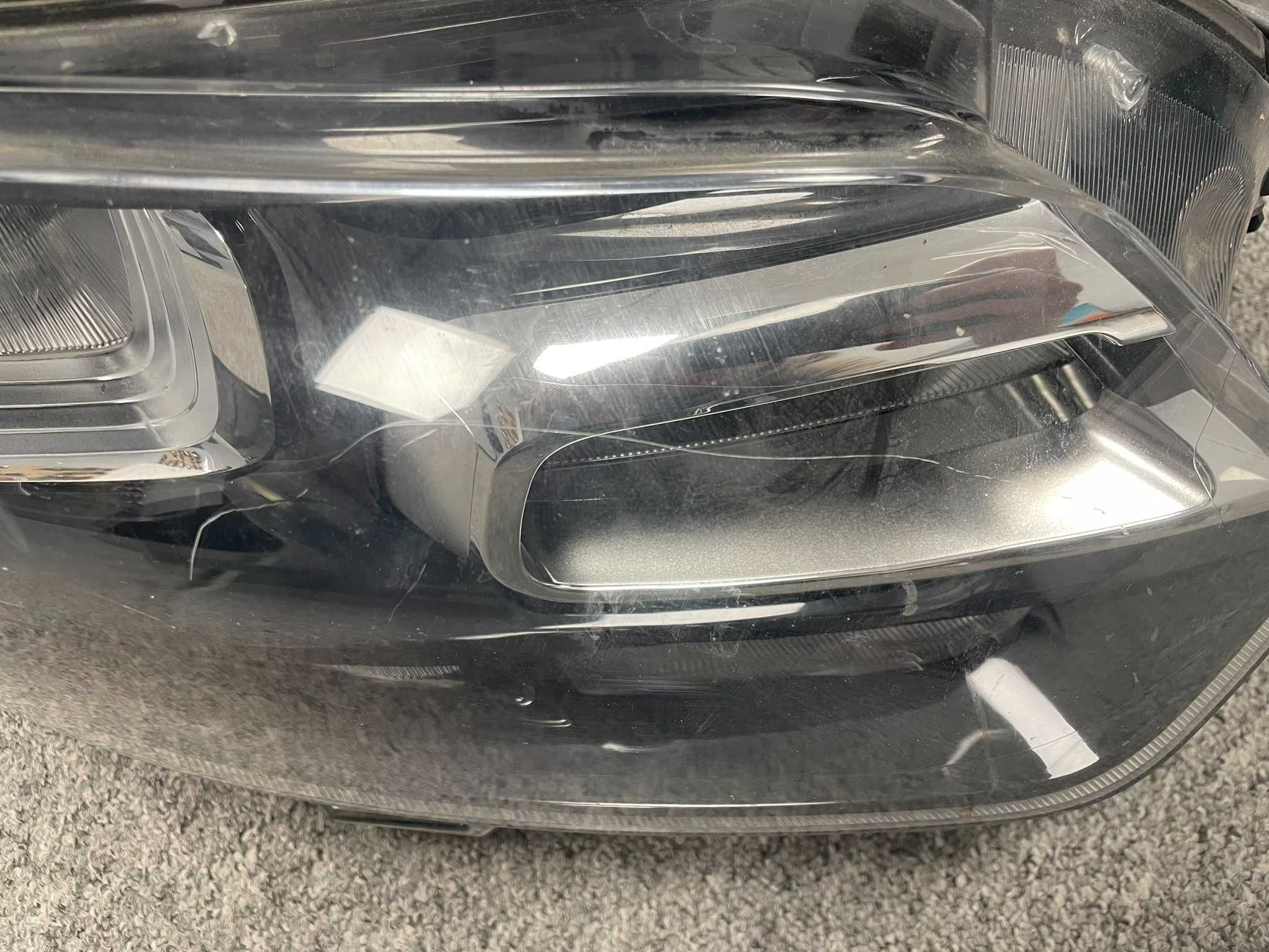 Lampa przednia przód prawa JUMPY VIVARO C EXPERT III ZAFIRA D