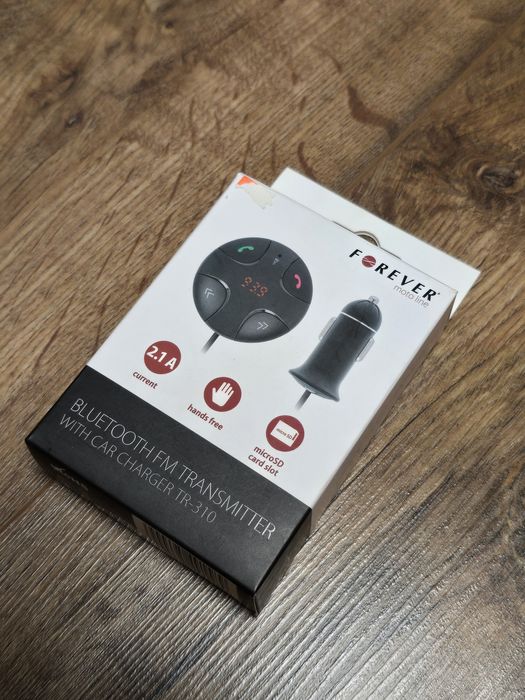 Transmiter bluetooth z ładowarką samochodową