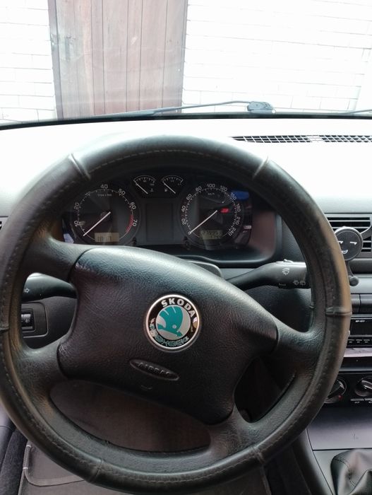 Продам Skoda tour 2006г.в, 1.6 бензин MPI