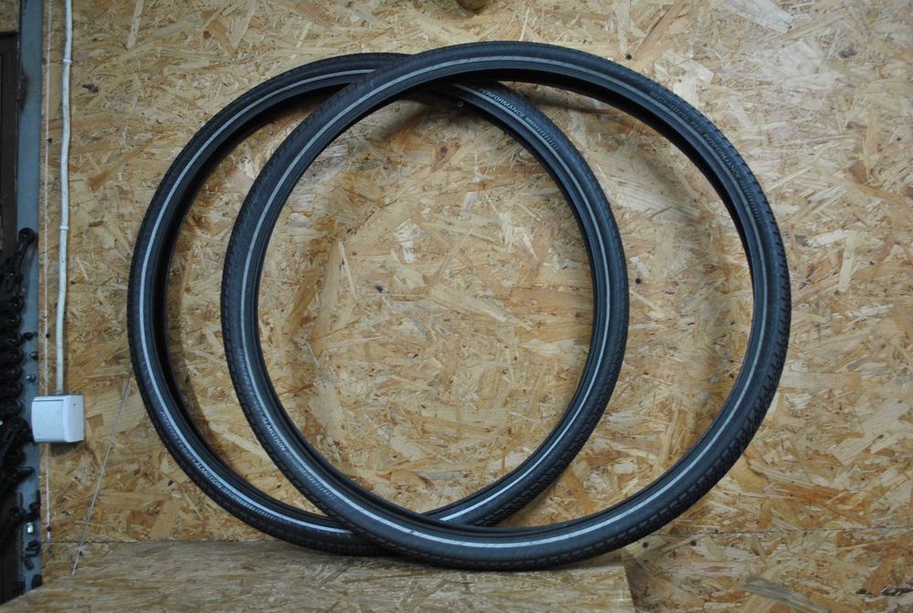 Zestaw dwoch opon rowerowych Schwalbe Marathon Almotion 28x2,0