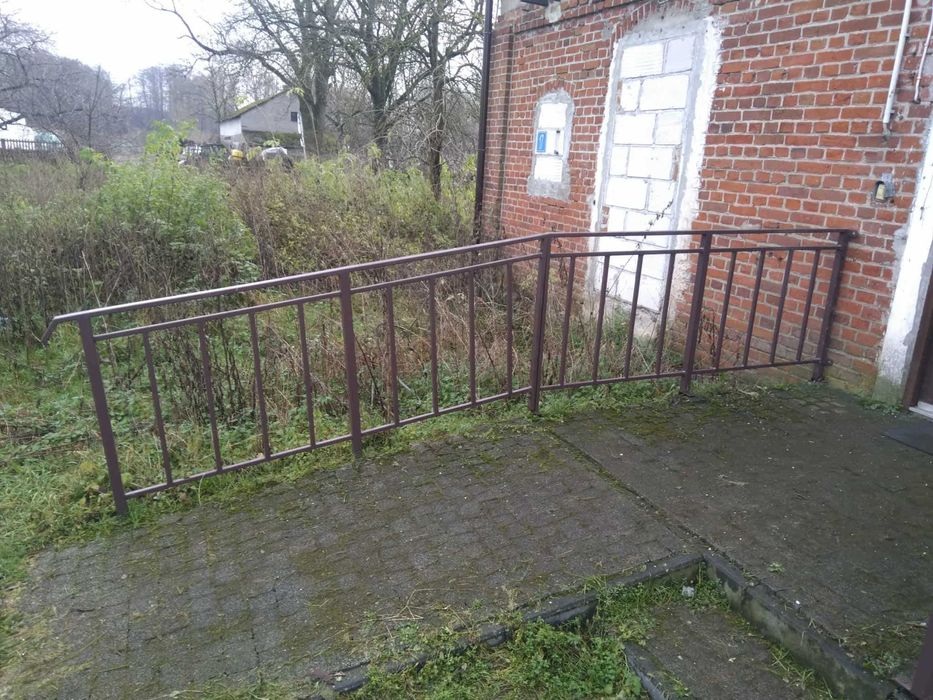 Barierki Stalowe Balustrady Stan bardzo dobry bez uszkodzeń