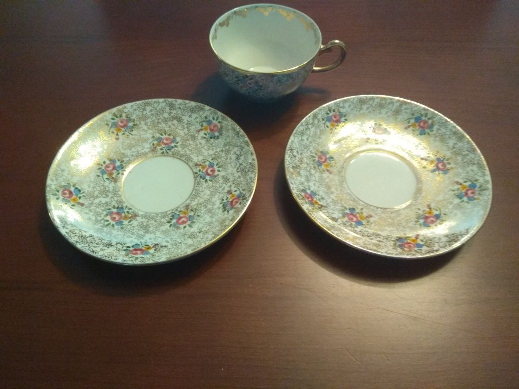 Porcelanas diversas em bom estado