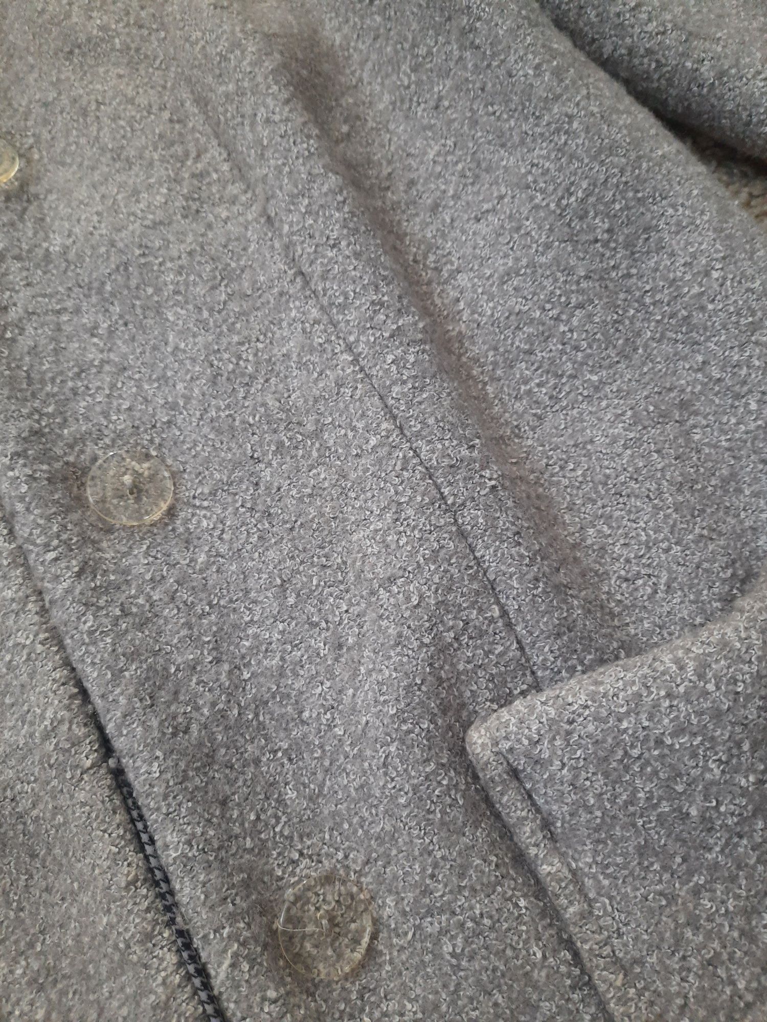 Весняне пальто, розмір 46