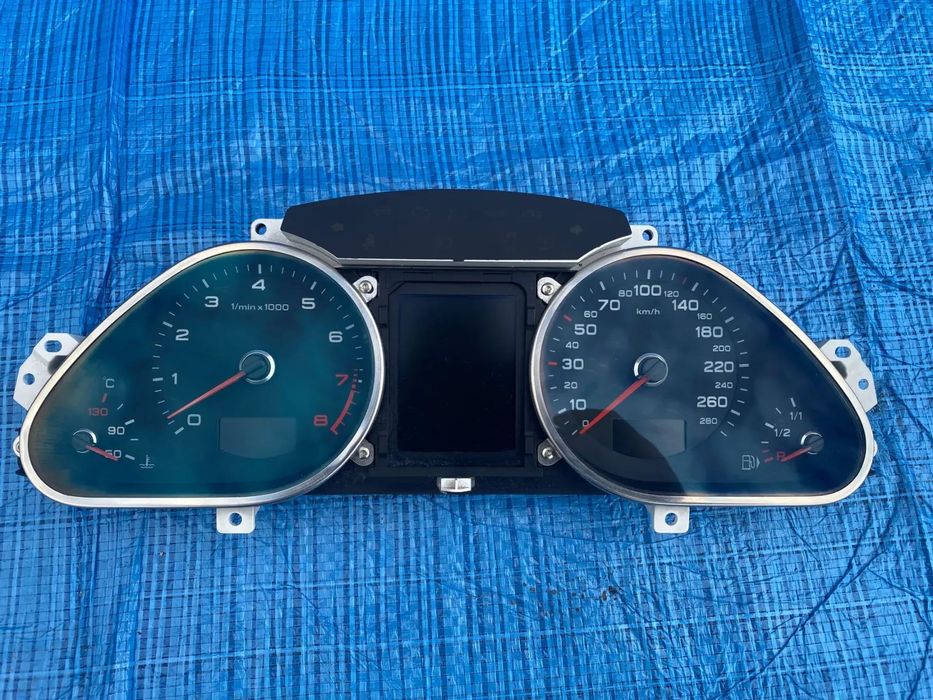 AUDI A6 C6 LICZNIK LICZNIKI ZEGARY PRĘDKOŚCIOMIERZ 4F0920934 EUROPA