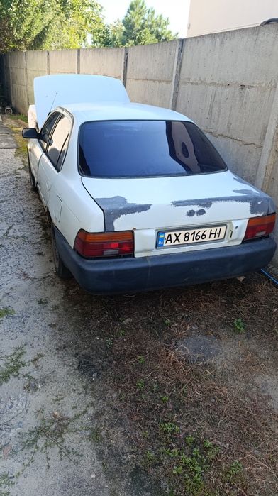 Toyota corolla e100