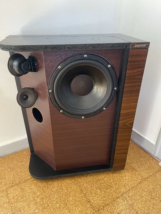 Excelentes Colunas Bose 505