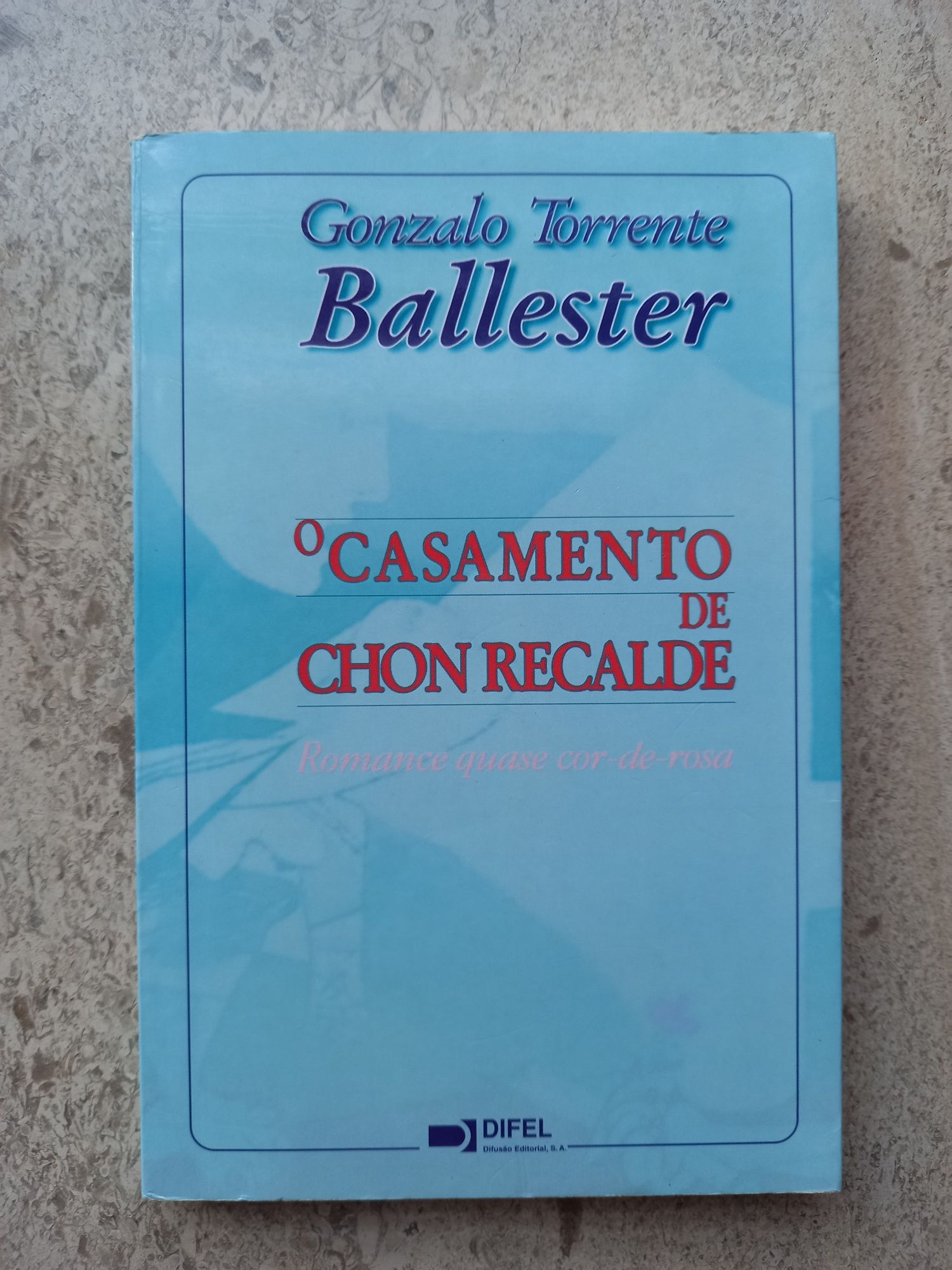 O Casamento de Chon Recalde, Gonzalo Torrente Ballester