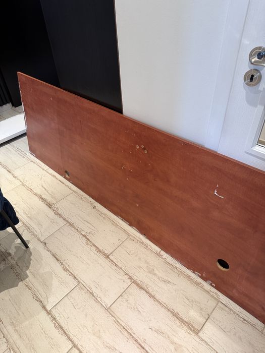 Biurko, szafki i polki wiszace oddam