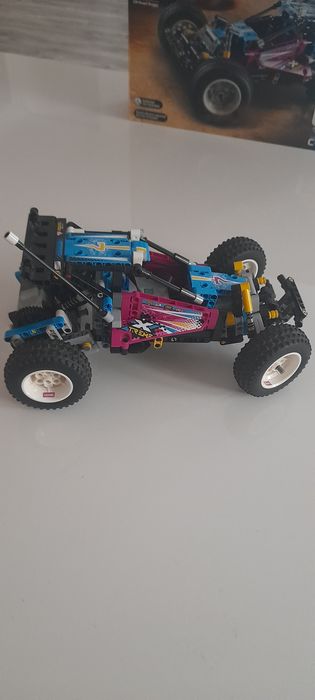 Lego technic Buggy zdalnie sterowany 42124