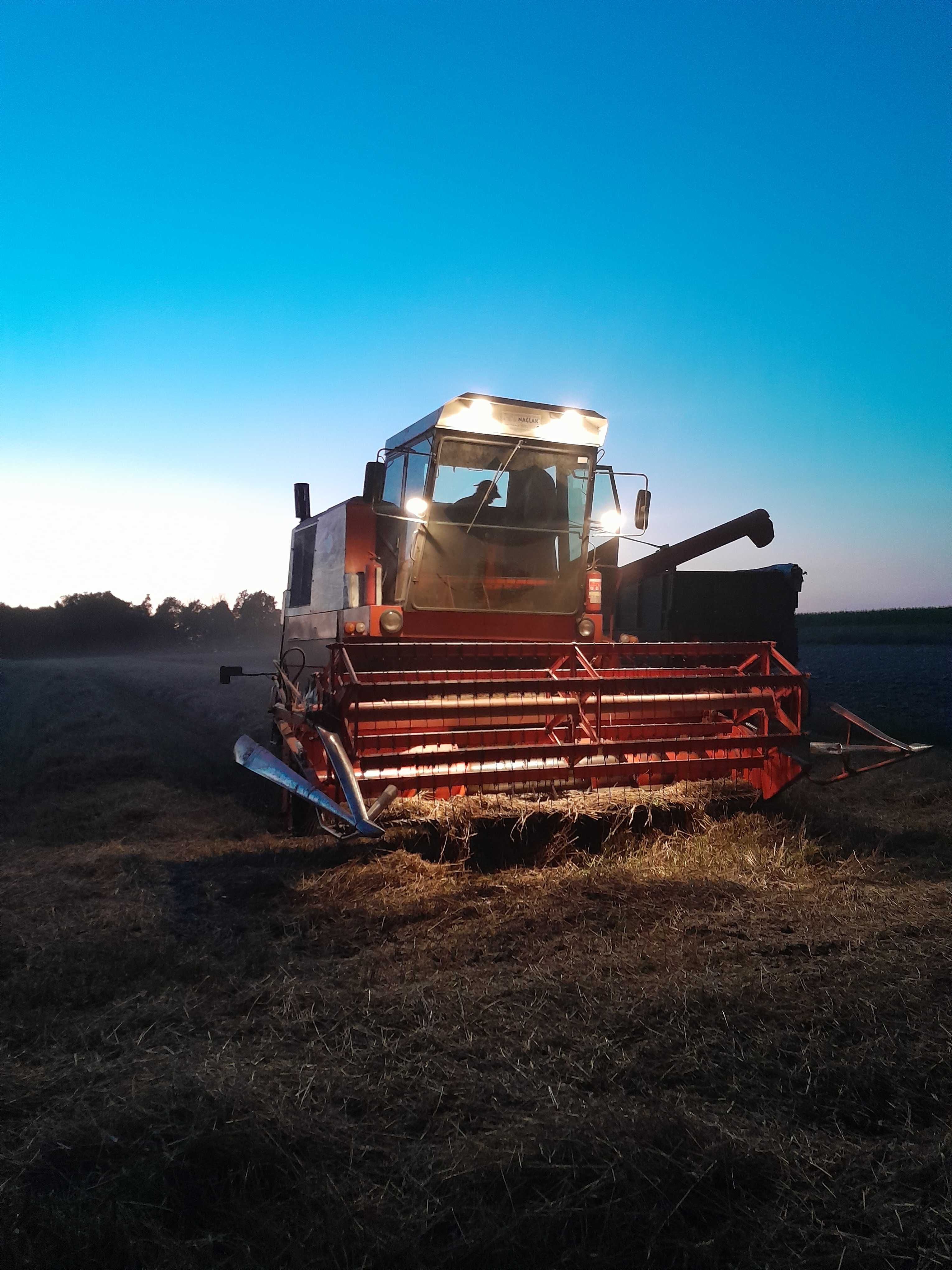 Kombajn Bizon Z 056  89 rok