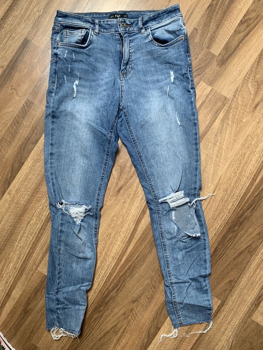 Jeansy push up f&f elastyczne 38