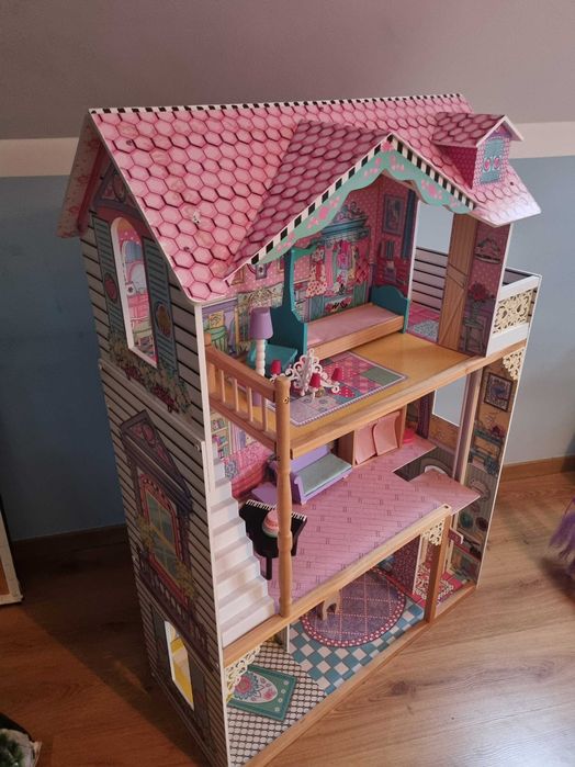 XXL Drewniany domek dla lalek - 123 cm - taras, akcesoria, winda