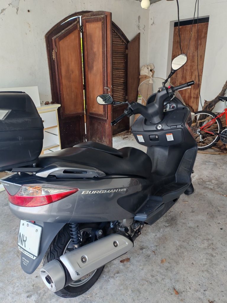 Suzuki burgman 125