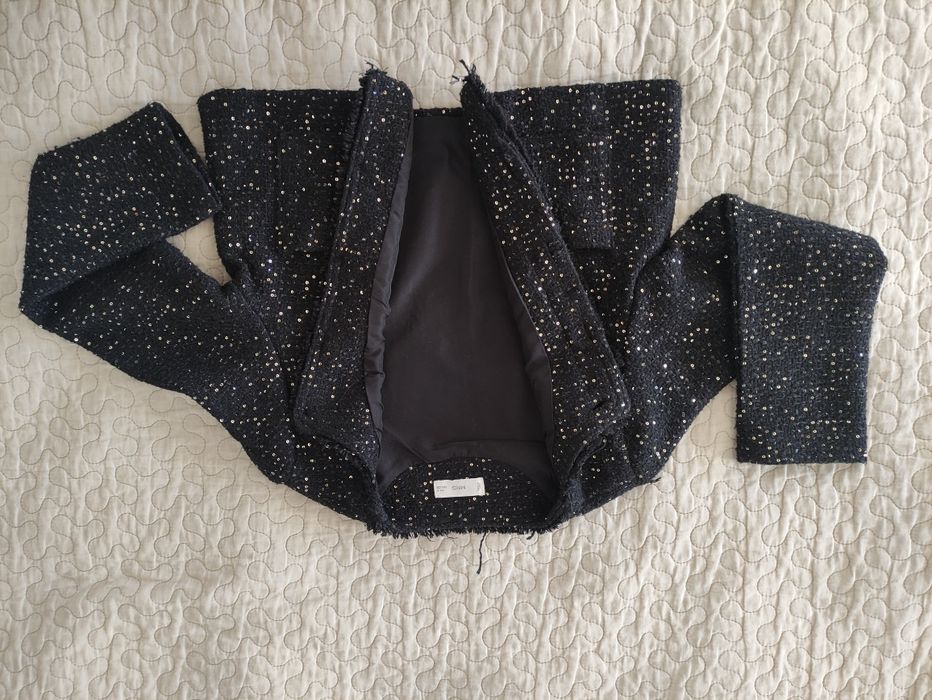 Sweterek bolerko Mango