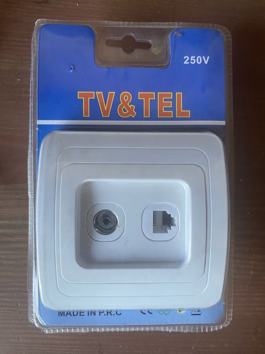 Gniazdko telewizyjno telefoniczne
