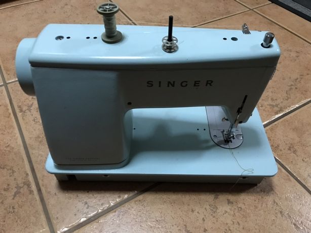 Máquina de costura da singer