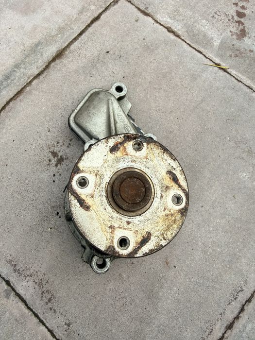 Помпа охолодження kia k5
