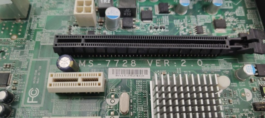 MSI 7728 + i5 2500k + 8Gb Ram Zestaw