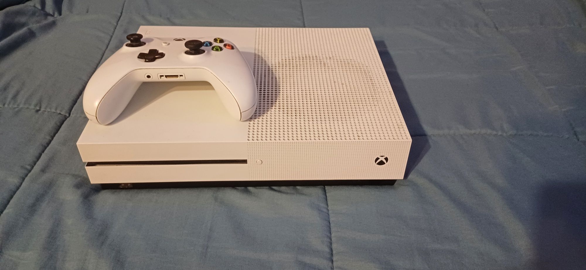 Konsola Xbox one s 1T ssd+CoD Ghosts