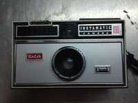 Maquina fotográfica Kodak instamatic 100