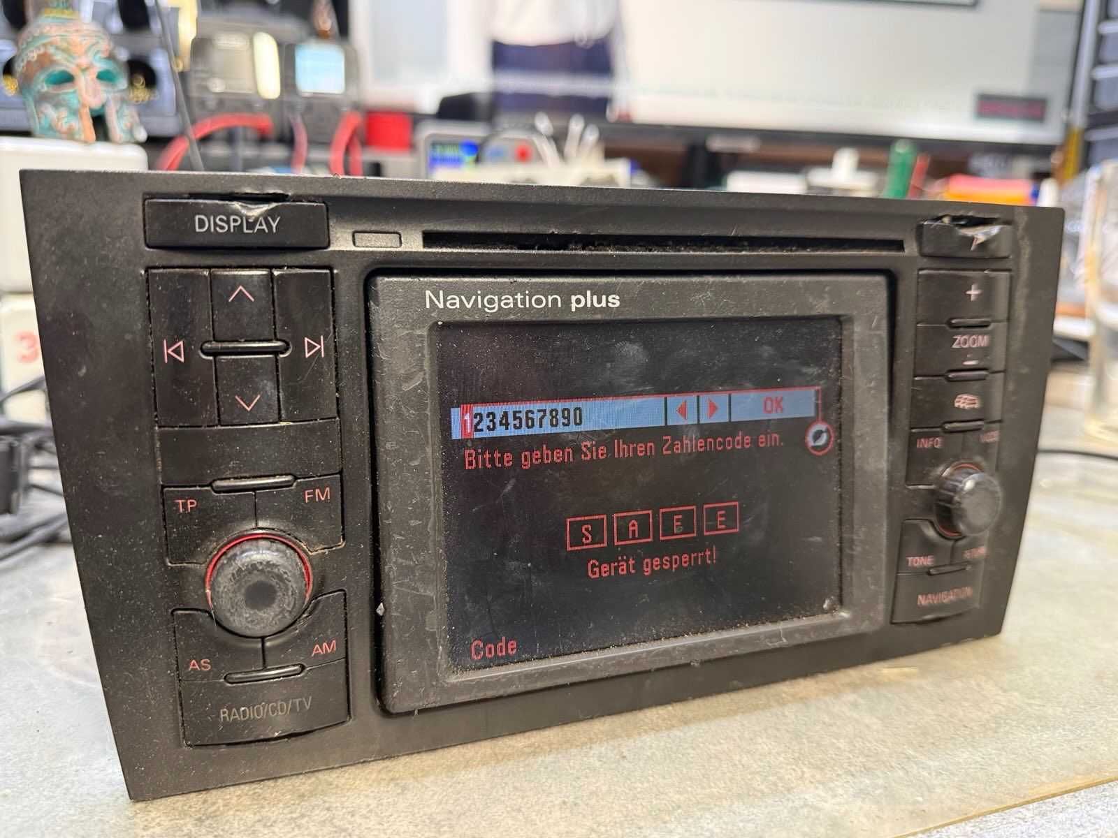 Radio CD Nawigacja NAVIGATION PLUS 8D0/035/192 D AUDI A6 C5 4B 4B2 4B5